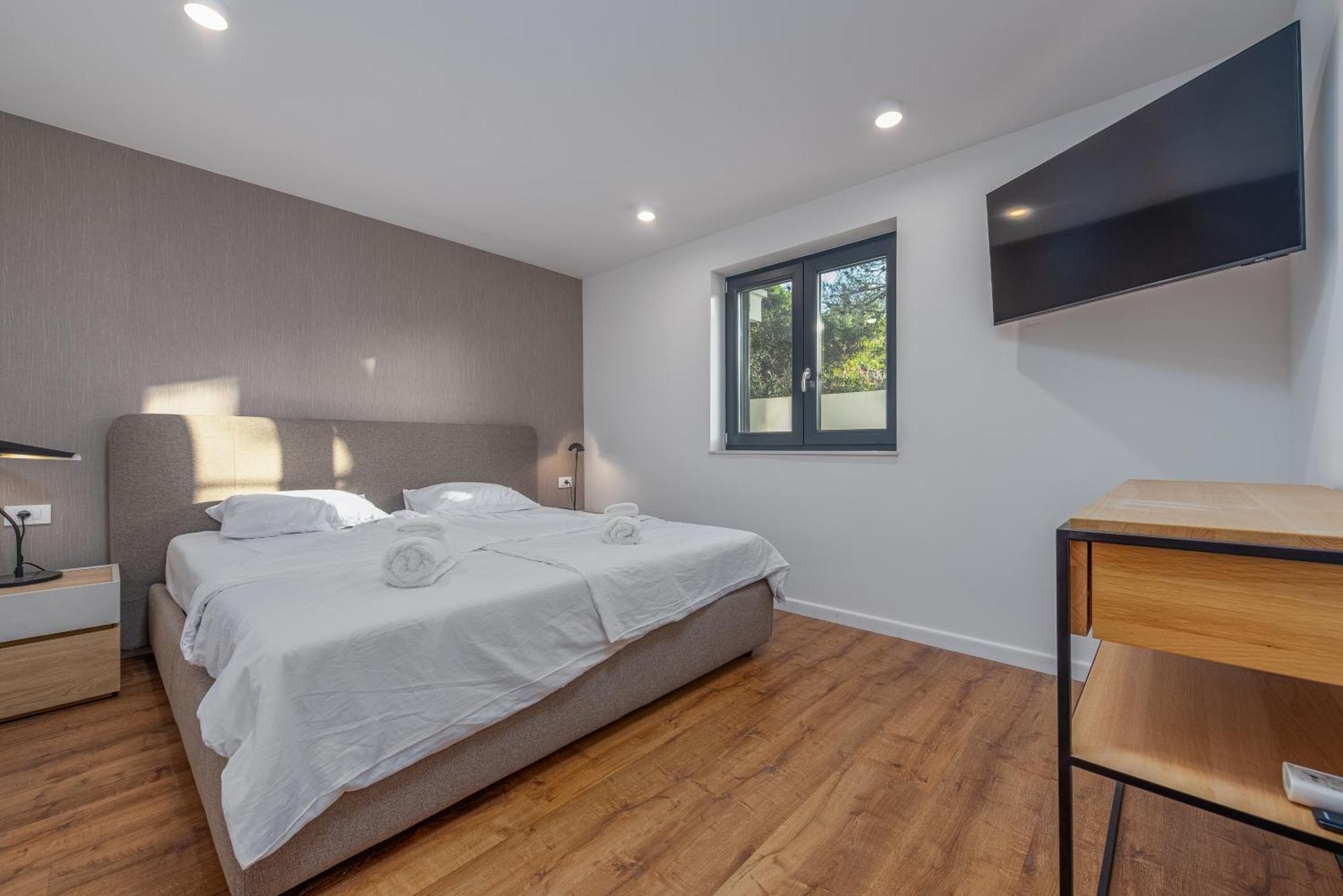 Sunset Apartment